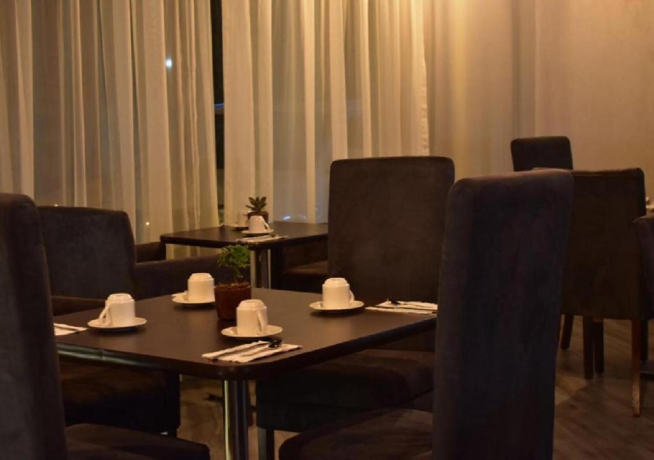Esduma Hk Hotel Pachuca Екстер'єр фото