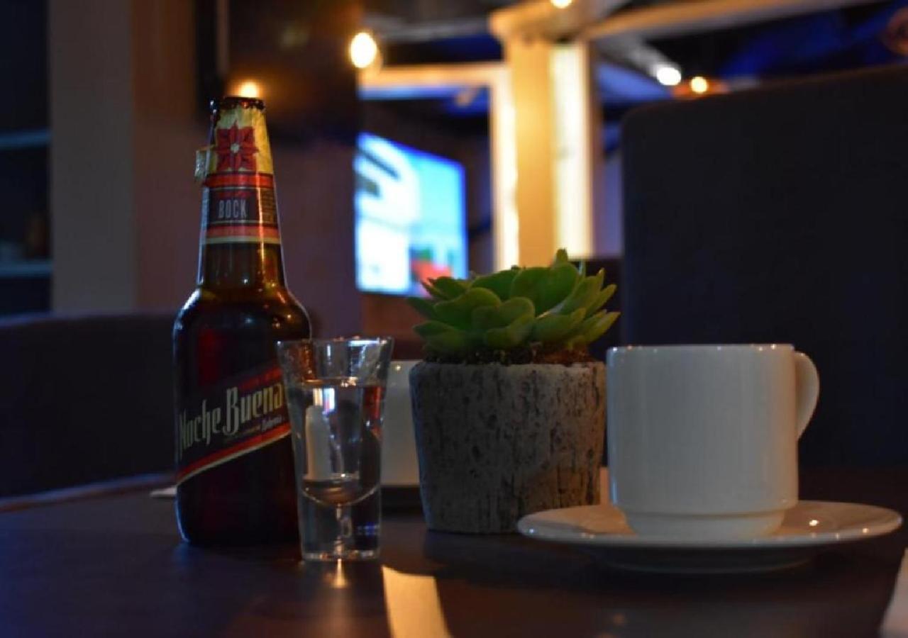 Esduma Hk Hotel Pachuca Екстер'єр фото