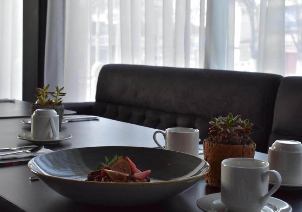 Esduma Hk Hotel Pachuca Екстер'єр фото