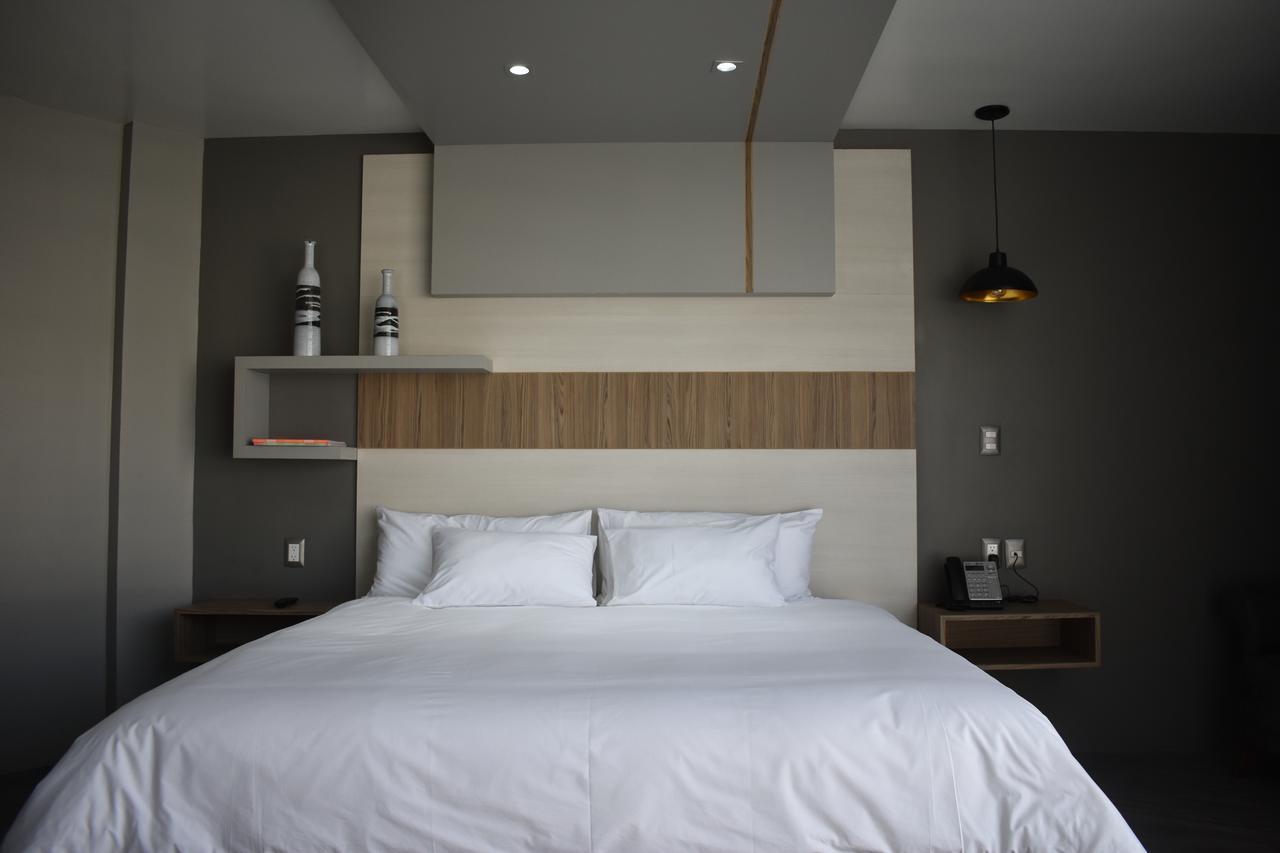 Esduma Hk Hotel Pachuca Екстер'єр фото
