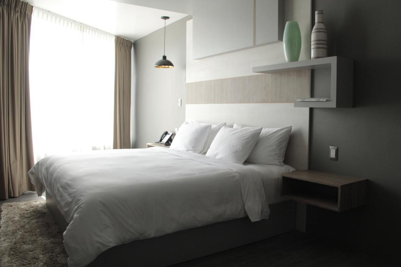 Esduma Hk Hotel Pachuca Екстер'єр фото